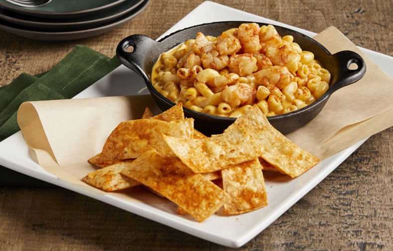 Spicy Shrimp Mac-N-Cheese Dip Bowl