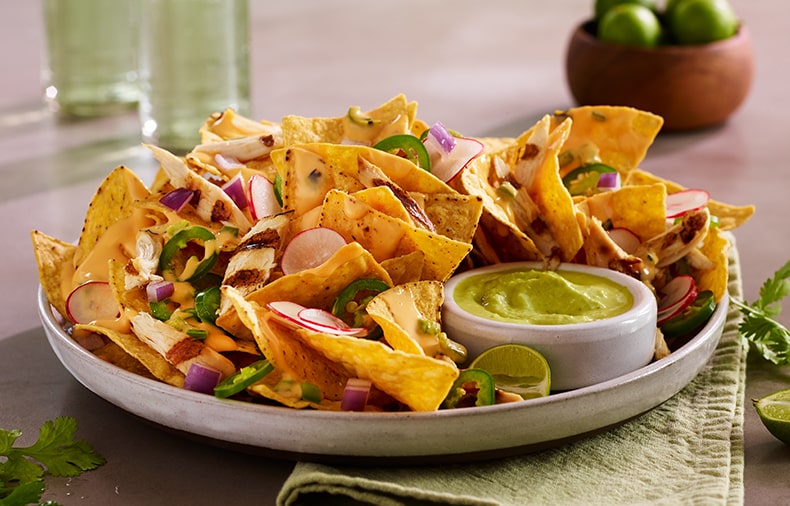 Hatch Green Chile Chicken Nachos